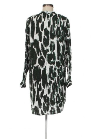 Kleid VILA, Größe XL, Farbe Mehrfarbig, Preis € 15,03