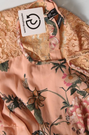 Kleid Vero Moda, Größe M, Farbe Mehrfarbig, Preis € 18,79