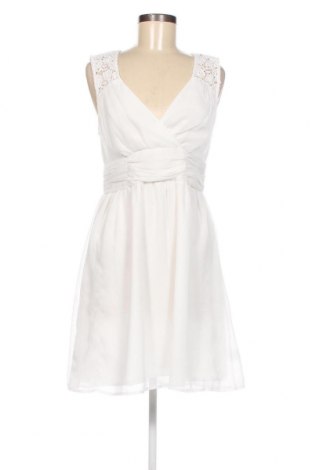 Φόρεμα Vero Moda, Μέγεθος M, Χρώμα Λευκό, Τιμή 8,40 €