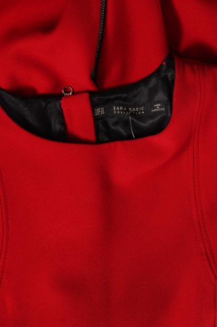 Рокля Zara, Размер XS, Цвят Червен, Цена 55,71 лв.