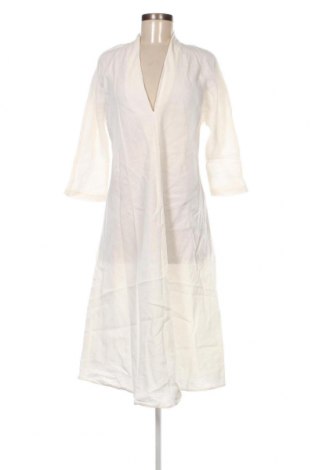 Kleid Zara, Größe S, Farbe Weiß, Preis 46,65 €