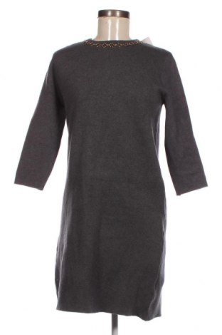 Рокля Zara Knitwear, Размер M, Цвят Сив, Цена 43,20 лв.