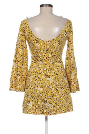 Kleid Zara Trafaluc, Größe M, Farbe Gelb, Preis € 10,43