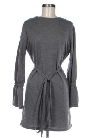 Kleid Zara Trafaluc, Größe S, Farbe Grau, Preis € 15,91