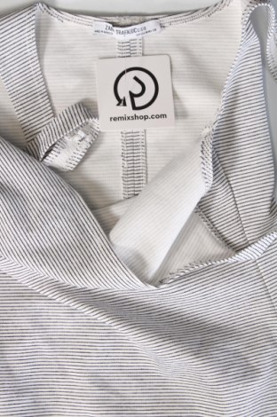 Kleid Zara Trafaluc, Größe S, Farbe Weiß, Preis € 13,36
