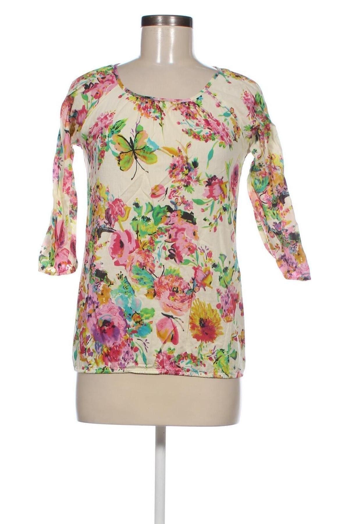 Дамска блуза, Размер S, Цвят Многоцветен, Цена 9,76 лв.
