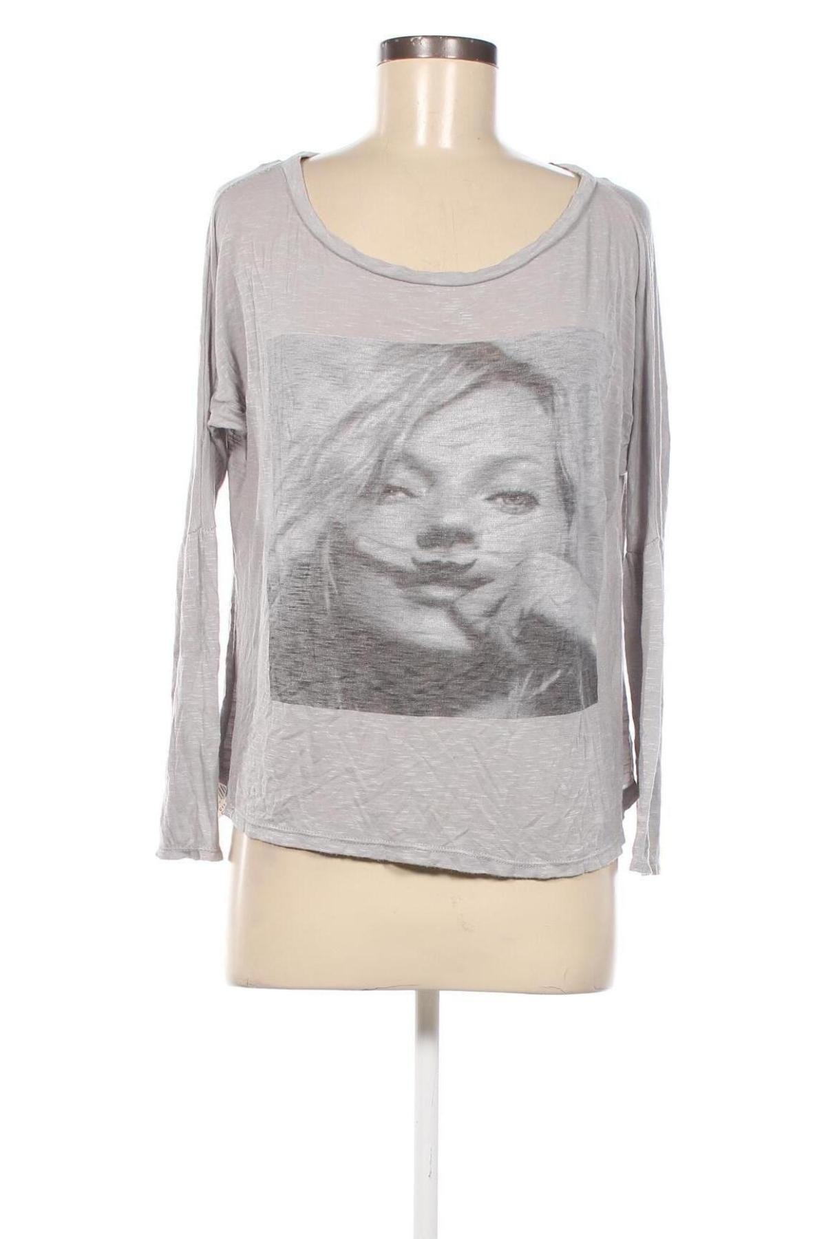 Γυναικεία μπλούζα, Μέγεθος M, Χρώμα Γκρί, Τιμή 4,96 €