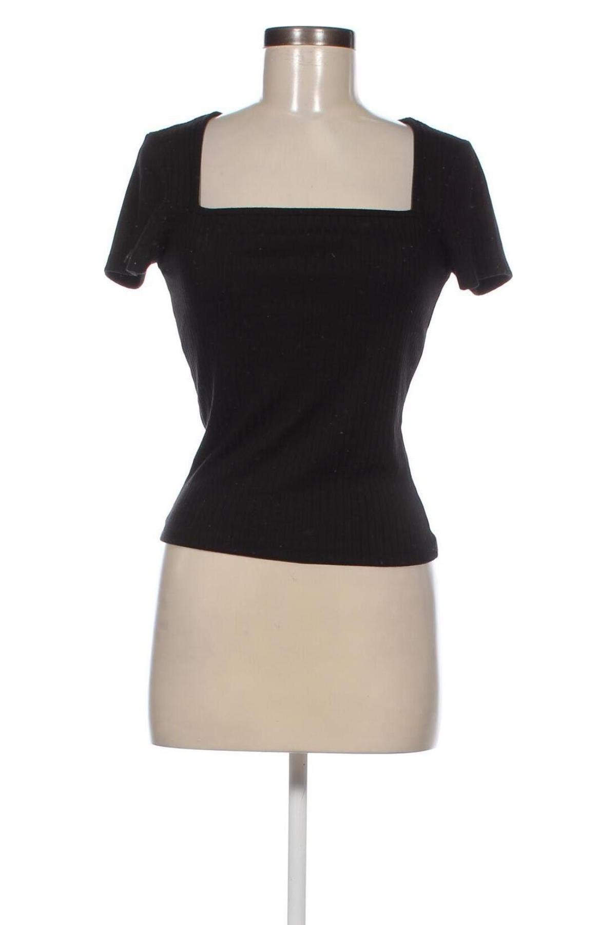 Дамска блуза NA-KD, Размер M, Цвят Черен, Цена 53,38 лв.