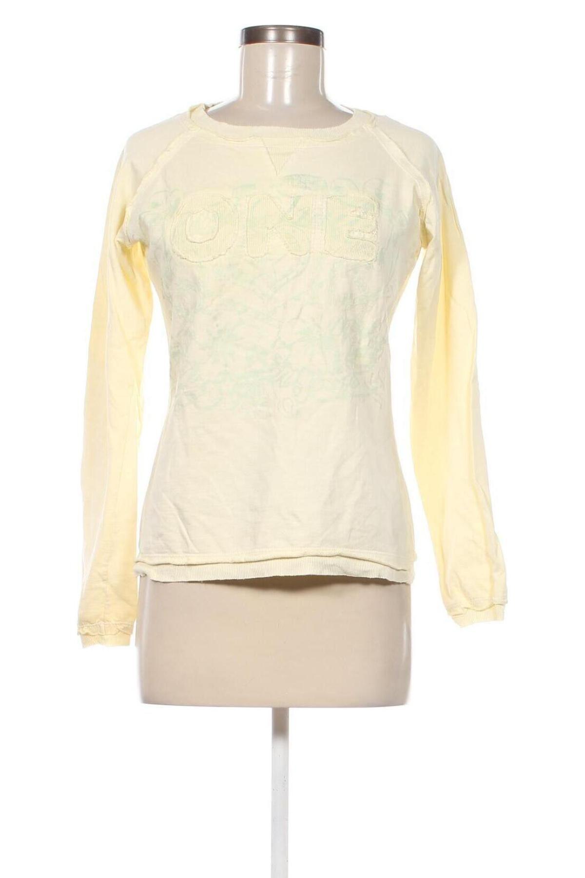 Дамска блуза Sfera, Размер M, Цвят Жълт, Цена 5,70 лв.