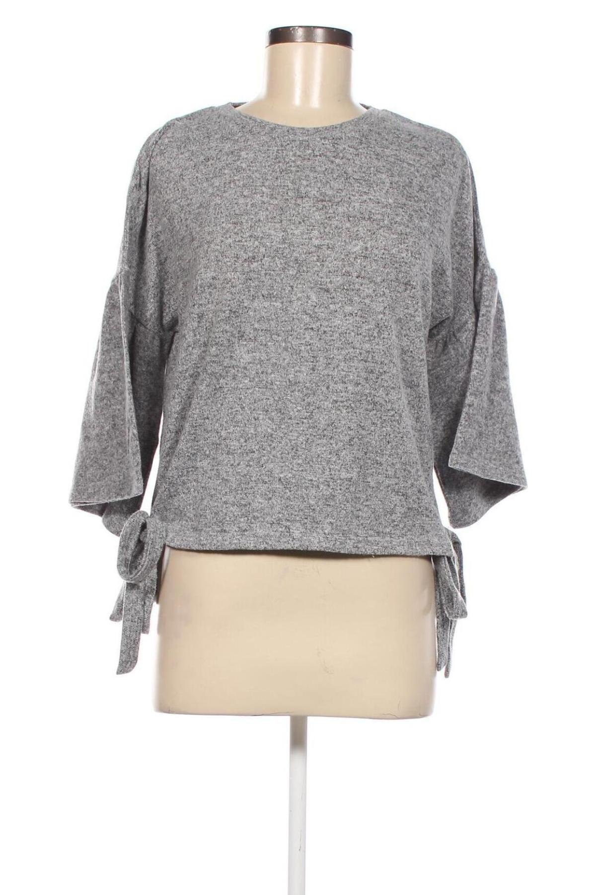 Γυναικεία μπλούζα Sinsay, Μέγεθος S, Χρώμα Γκρί, Τιμή 4,58 €