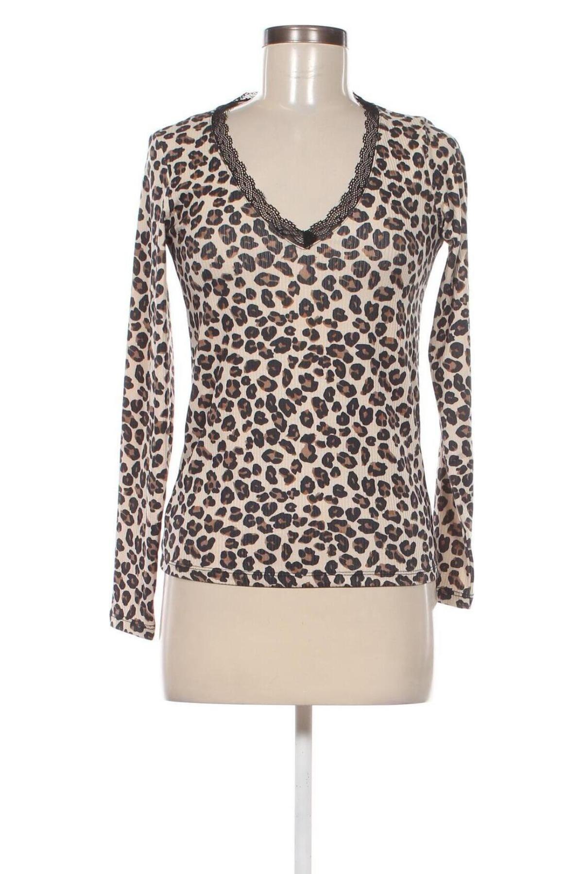 Damen Shirt Stradivarius, Größe S, Farbe Mehrfarbig, Preis € 13,22