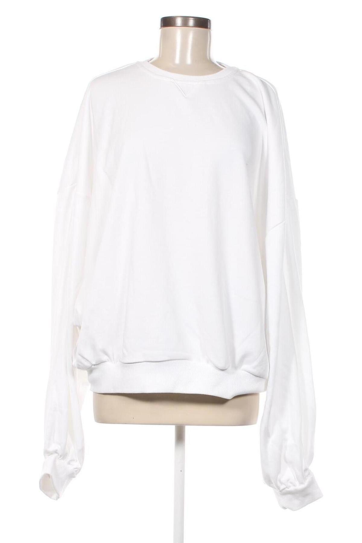 Damen Shirt Urban Classics, Größe XL, Farbe Weiß, Preis 9,28 €