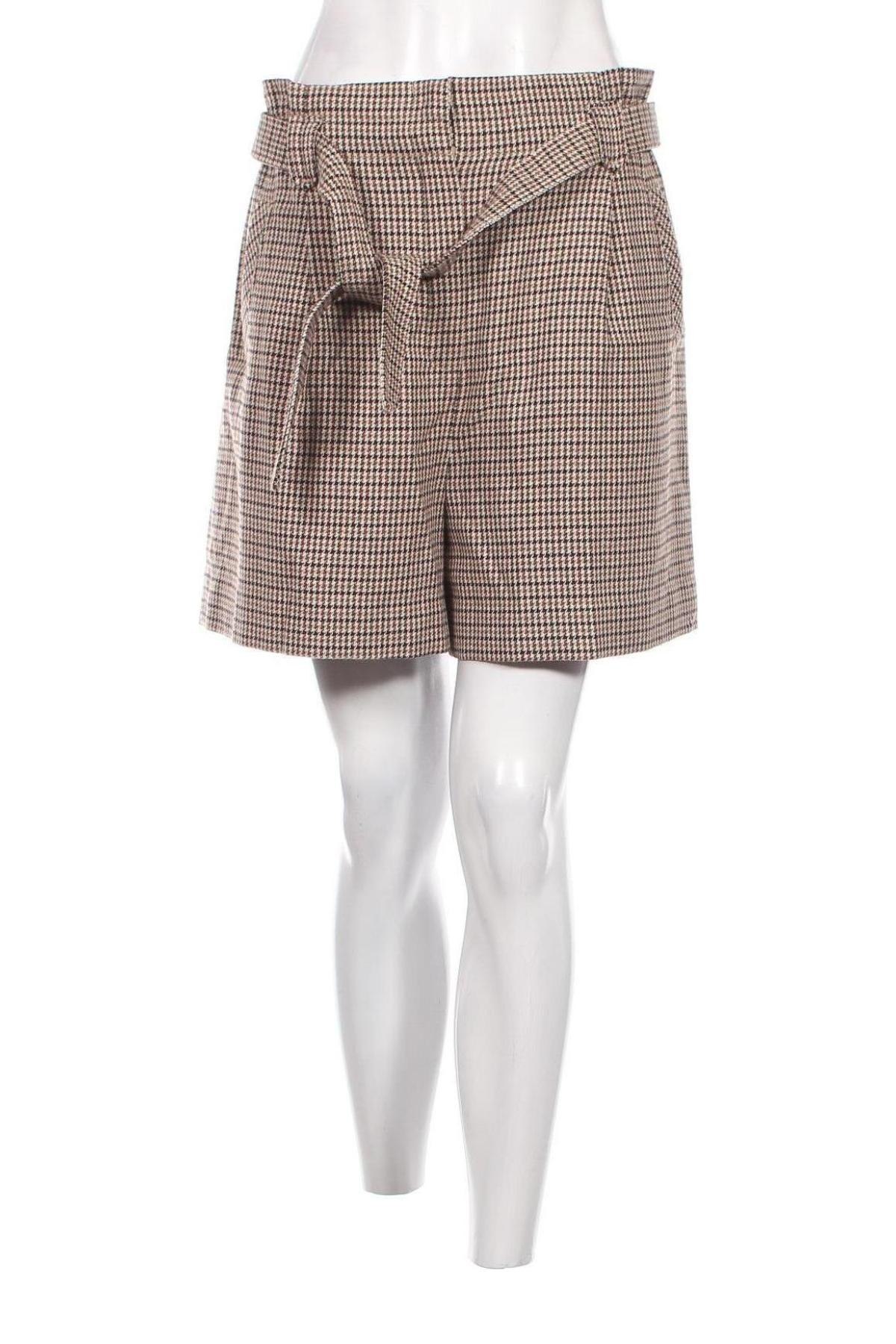 Дамски къс панталон Caroll, Размер XL, Цвят Многоцветен, Цена 43,20 лв.