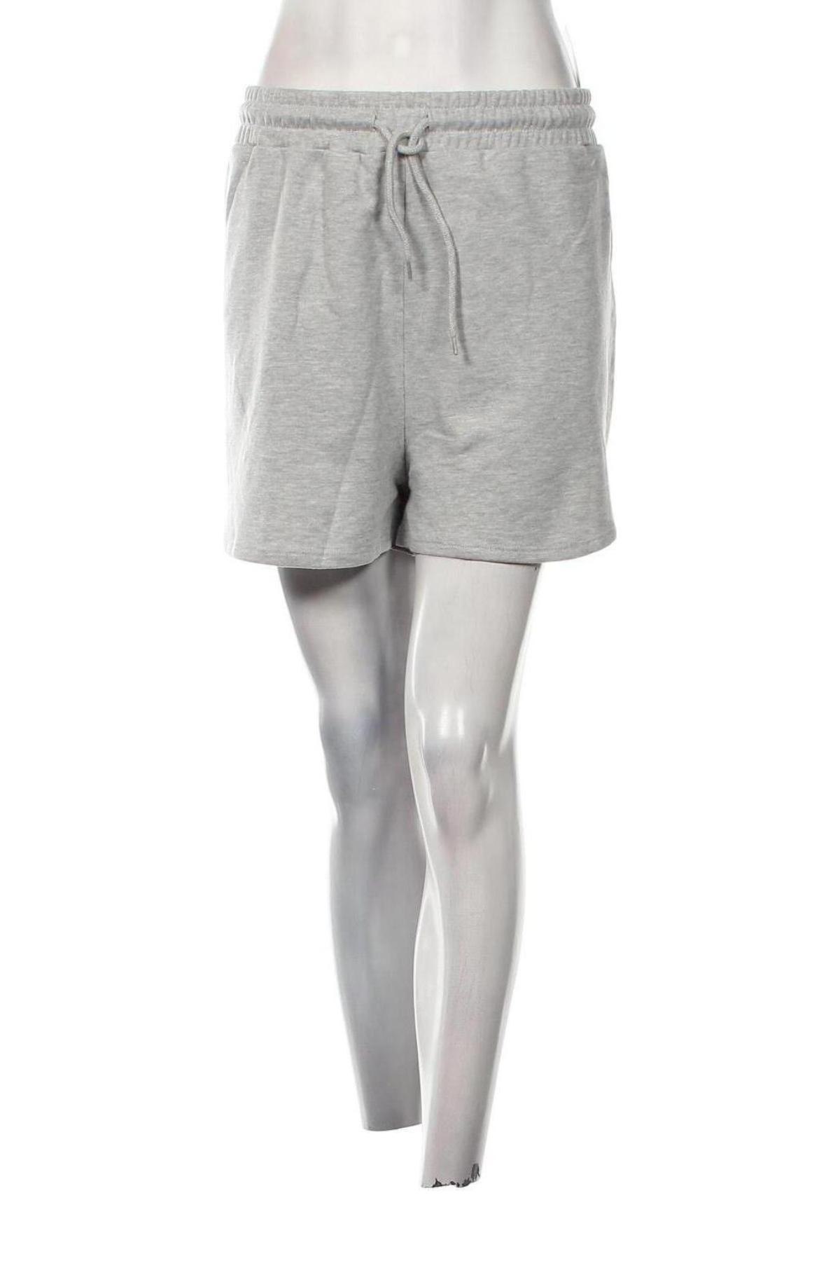 Дамски къс панталон Even&Odd, Размер 3XL, Цвят Сив, Цена 15,50 лв.