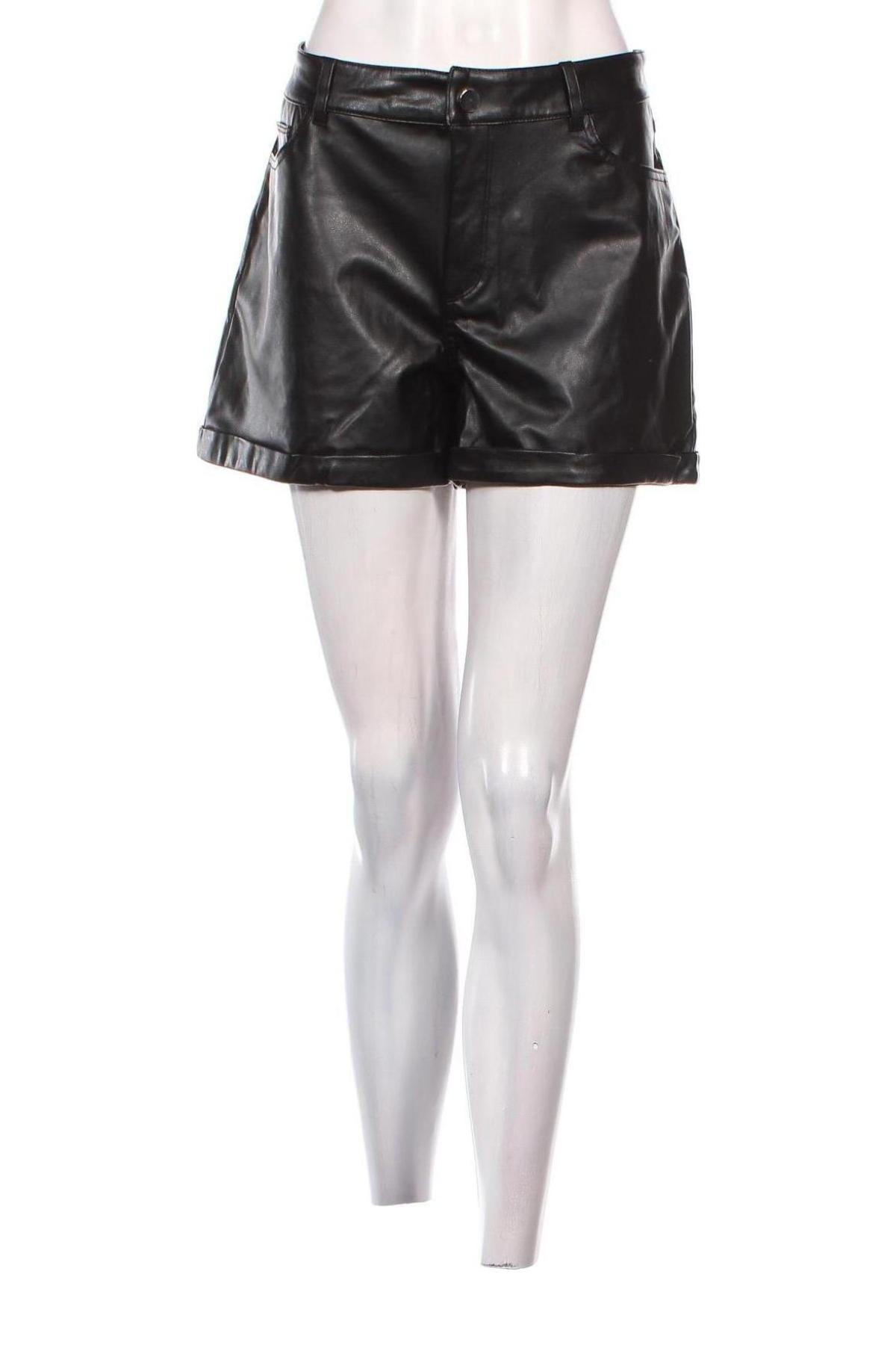 Дамски къс панталон Tally Weijl, Размер L, Цвят Черен, Цена 9,30 лв.