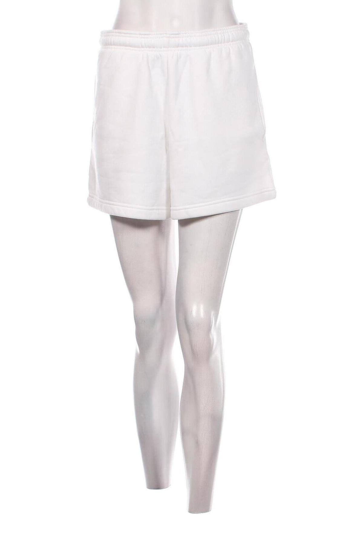 Damen Shorts UNFOLLOWED x ABOUT YOU, Größe M, Farbe Weiß, Preis 7,94 €