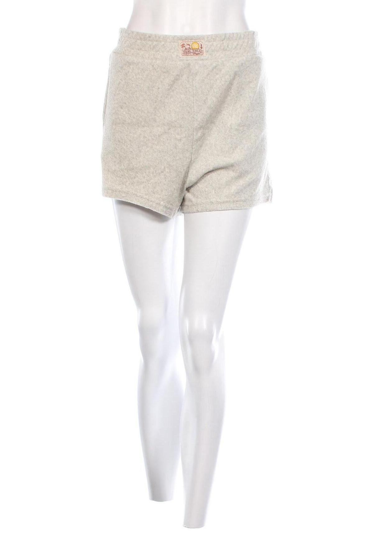 Γυναικείο κοντό παντελόνι Viral Vibes, Μέγεθος L, Χρώμα Γκρί, Τιμή 5,95 €