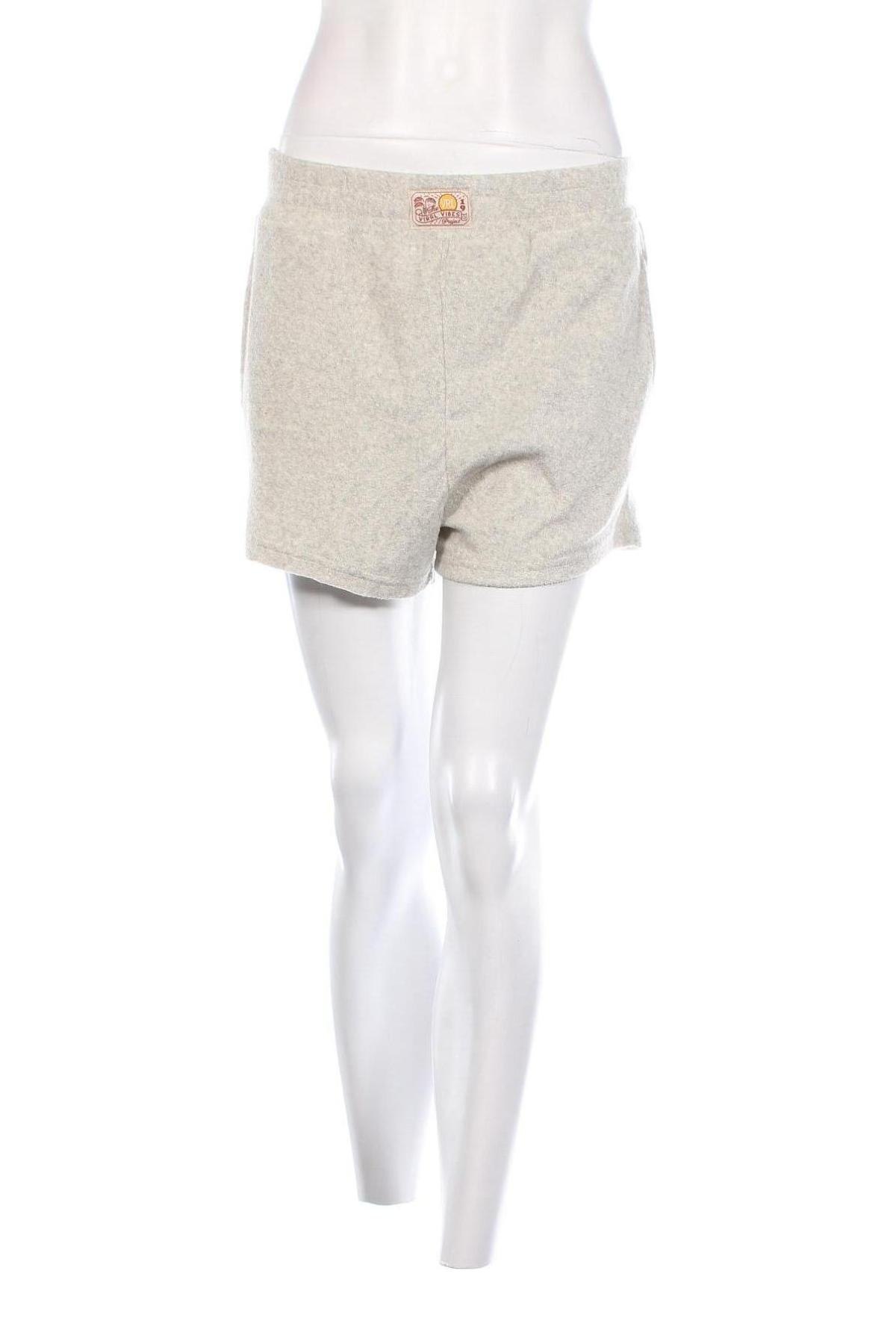 Γυναικείο κοντό παντελόνι Viral Vibes, Μέγεθος M, Χρώμα Γκρί, Τιμή 5,95 €