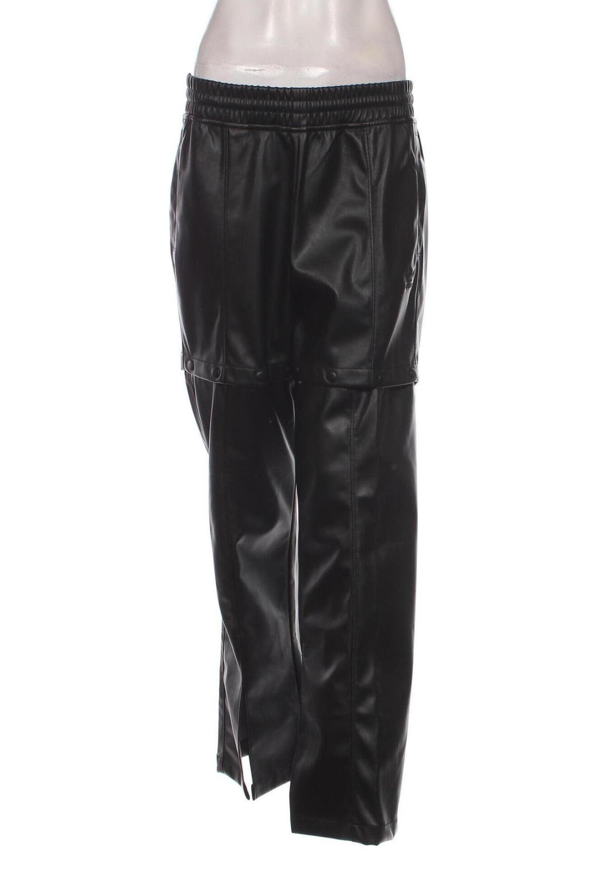 Дамски панталон Adidas Originals, Размер M, Цвят Черен, Цена 85,80 лв.