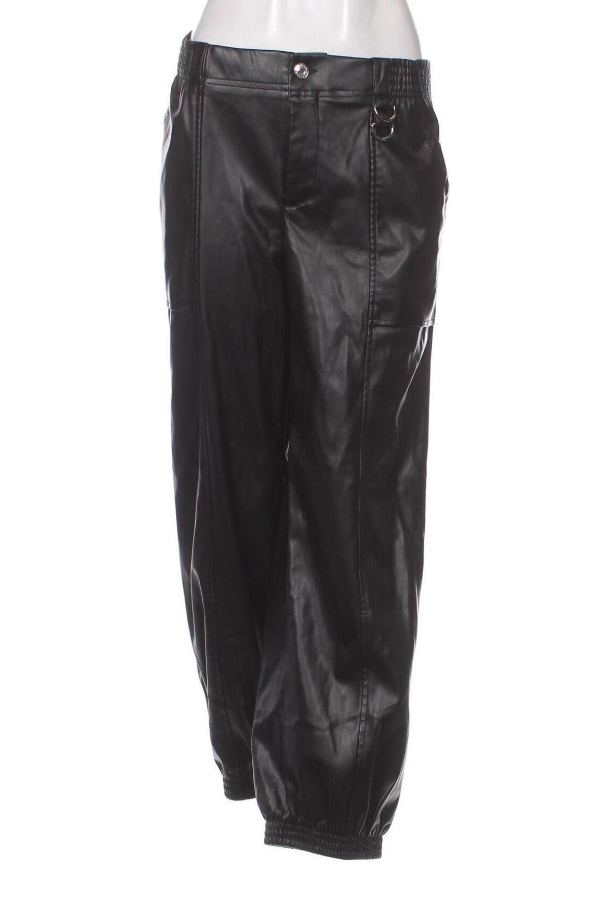 Damenhose Bershka, Größe XL, Farbe Schwarz, Preis 20,18 €
