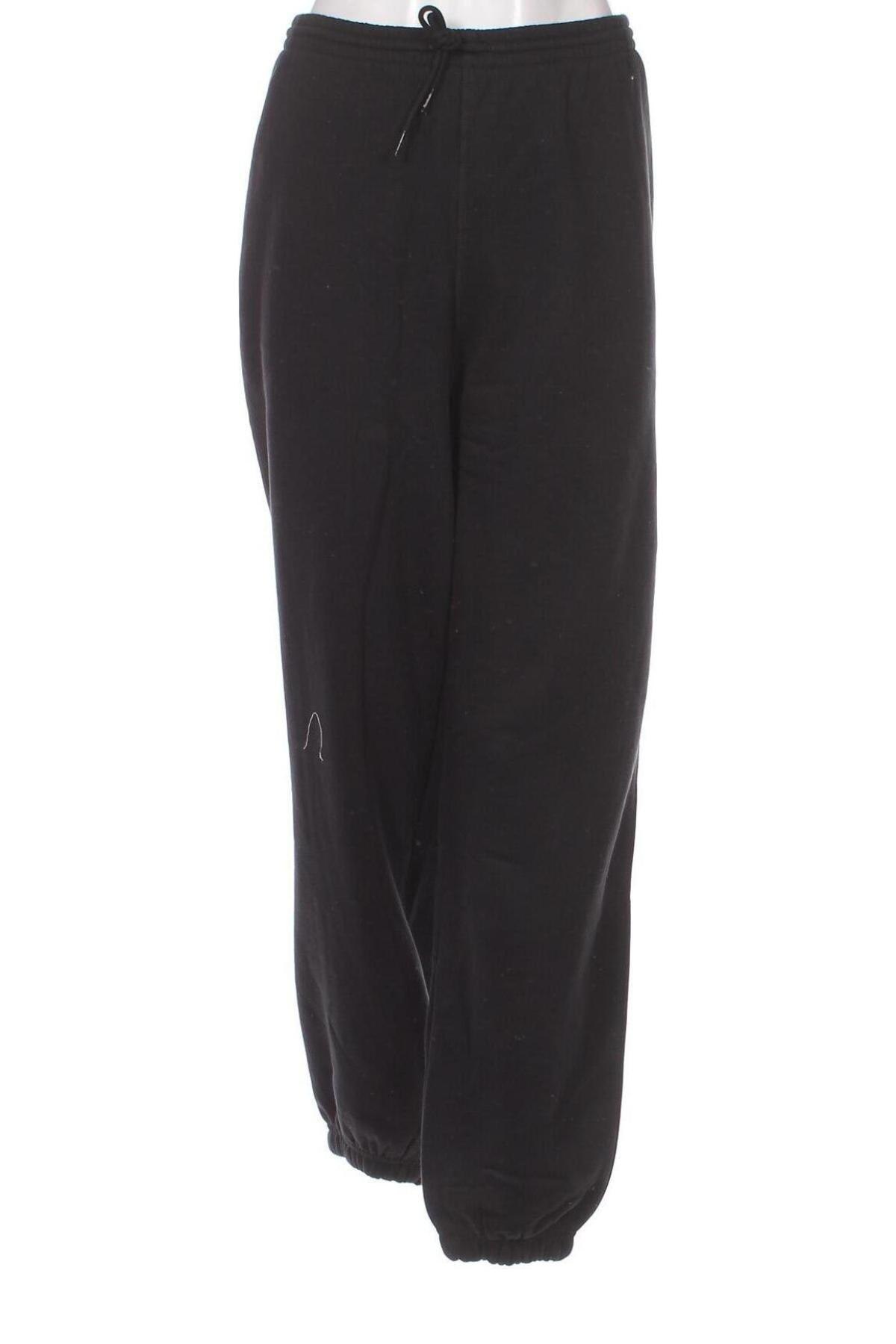 Pantaloni trening de femei Reebok, Mărime XL, Culoare Negru, Preț 137,66 Lei