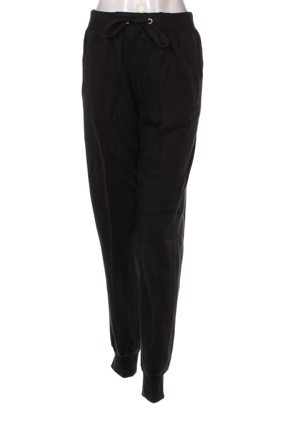 Pantaloni trening de femei Urban Classics, Mărime S, Culoare Negru, Preț 58,26 Lei