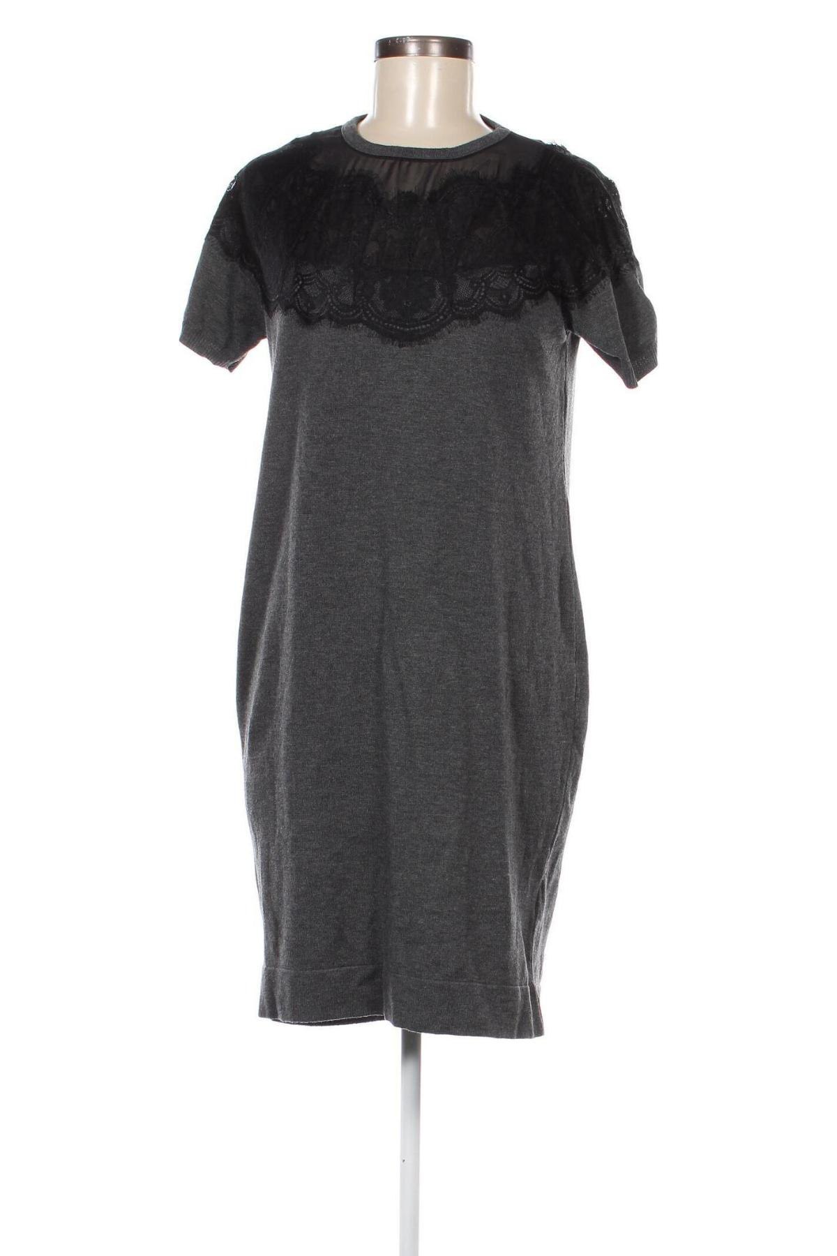 Kleid Cartoon, Größe M, Farbe Grau, Preis € 5,65
