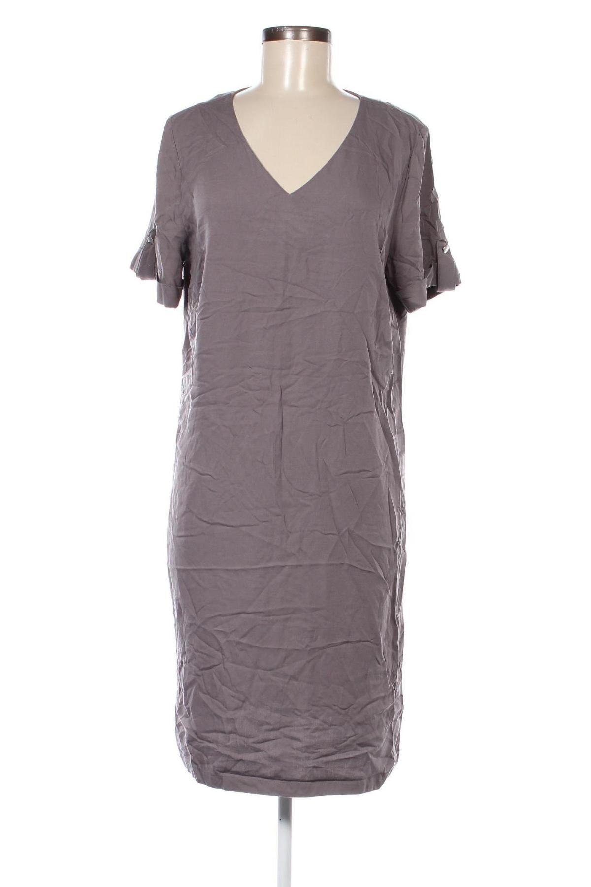 Kleid Collection L, Größe M, Farbe Grau, Preis € 8,07