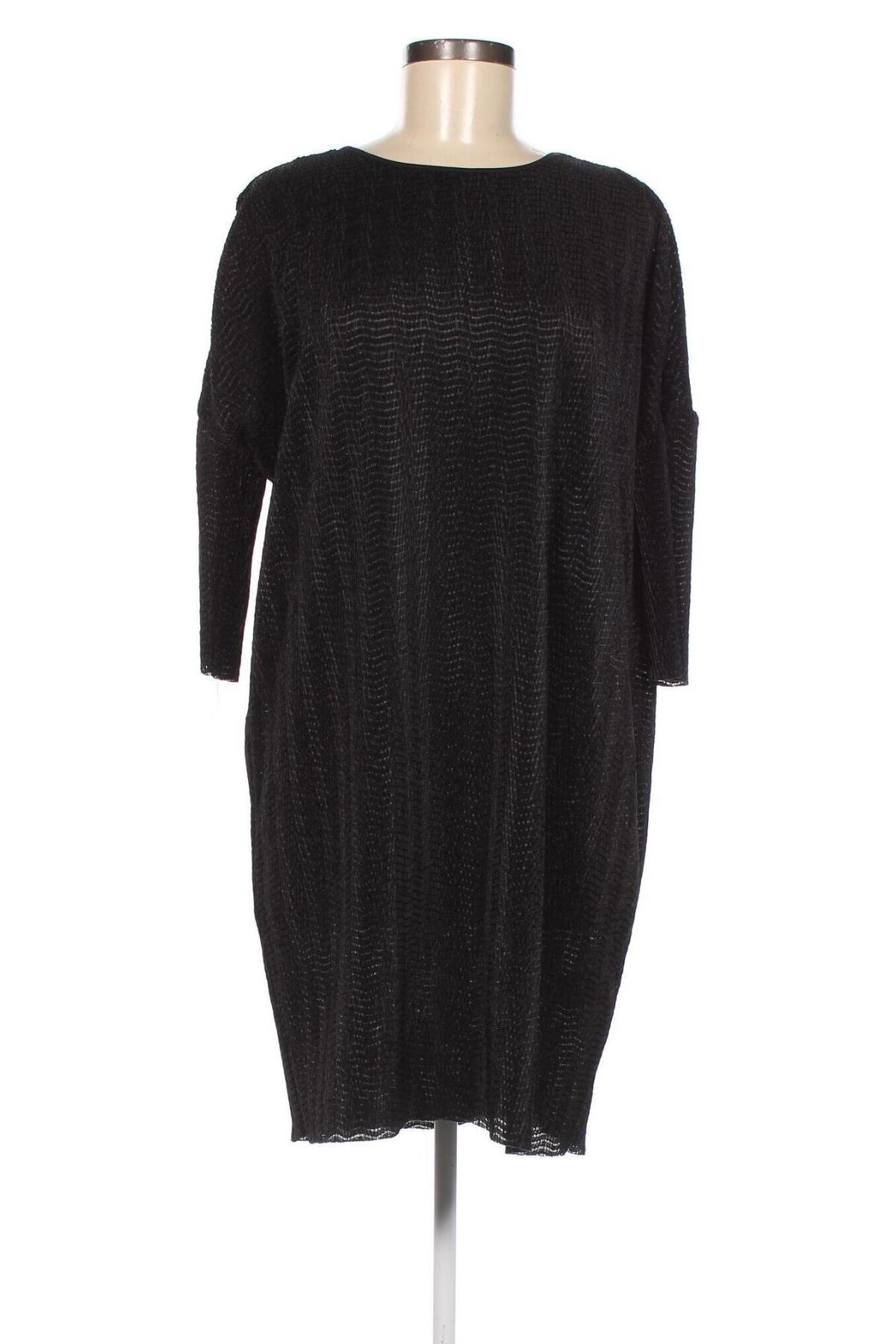 Kleid Monki, Größe XS, Farbe Schwarz, Preis 3,76 €