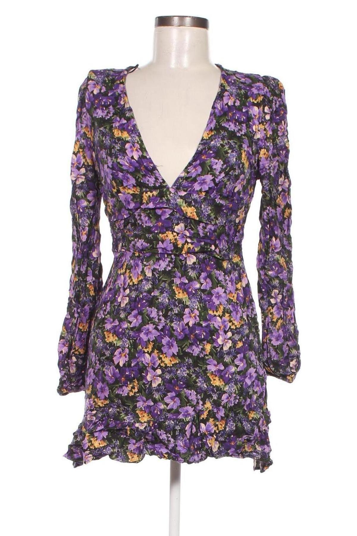 Kleid Pull&Bear, Größe L, Farbe Mehrfarbig, Preis 11,10 €