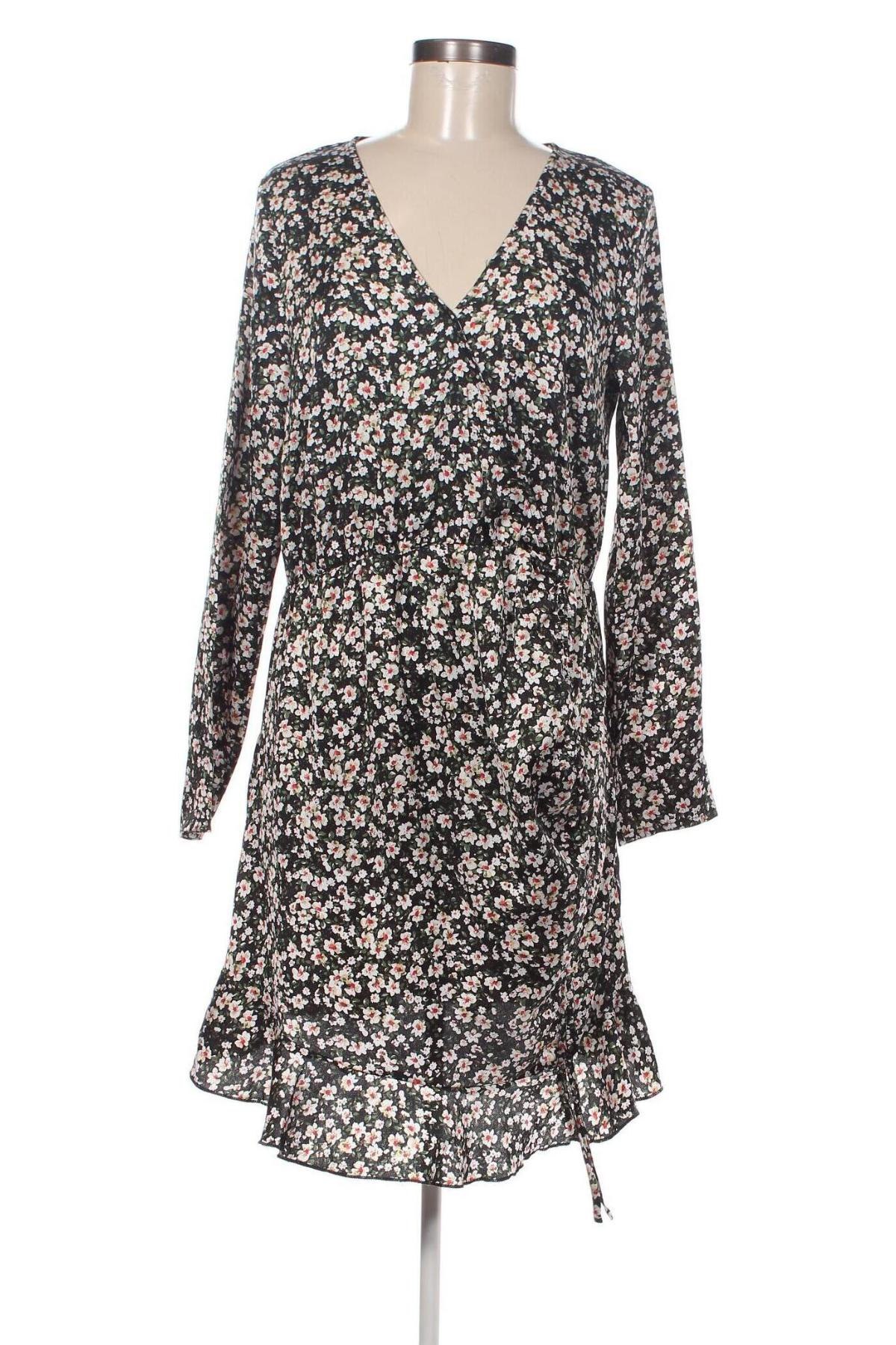 Φόρεμα Rut & Circle, Μέγεθος M, Χρώμα Πολύχρωμο, Τιμή 4,45 €