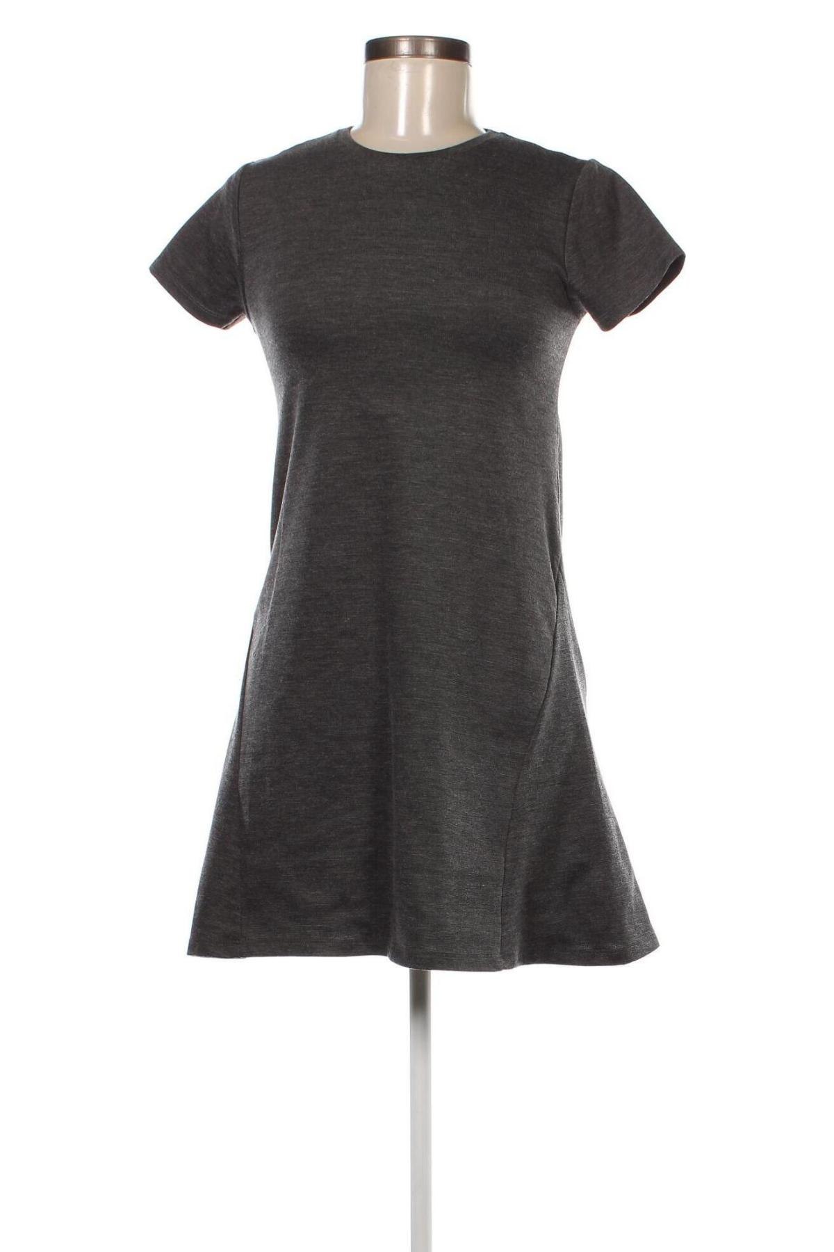 Kleid Zara Trafaluc, Größe S, Farbe Grau, Preis 15,91 €