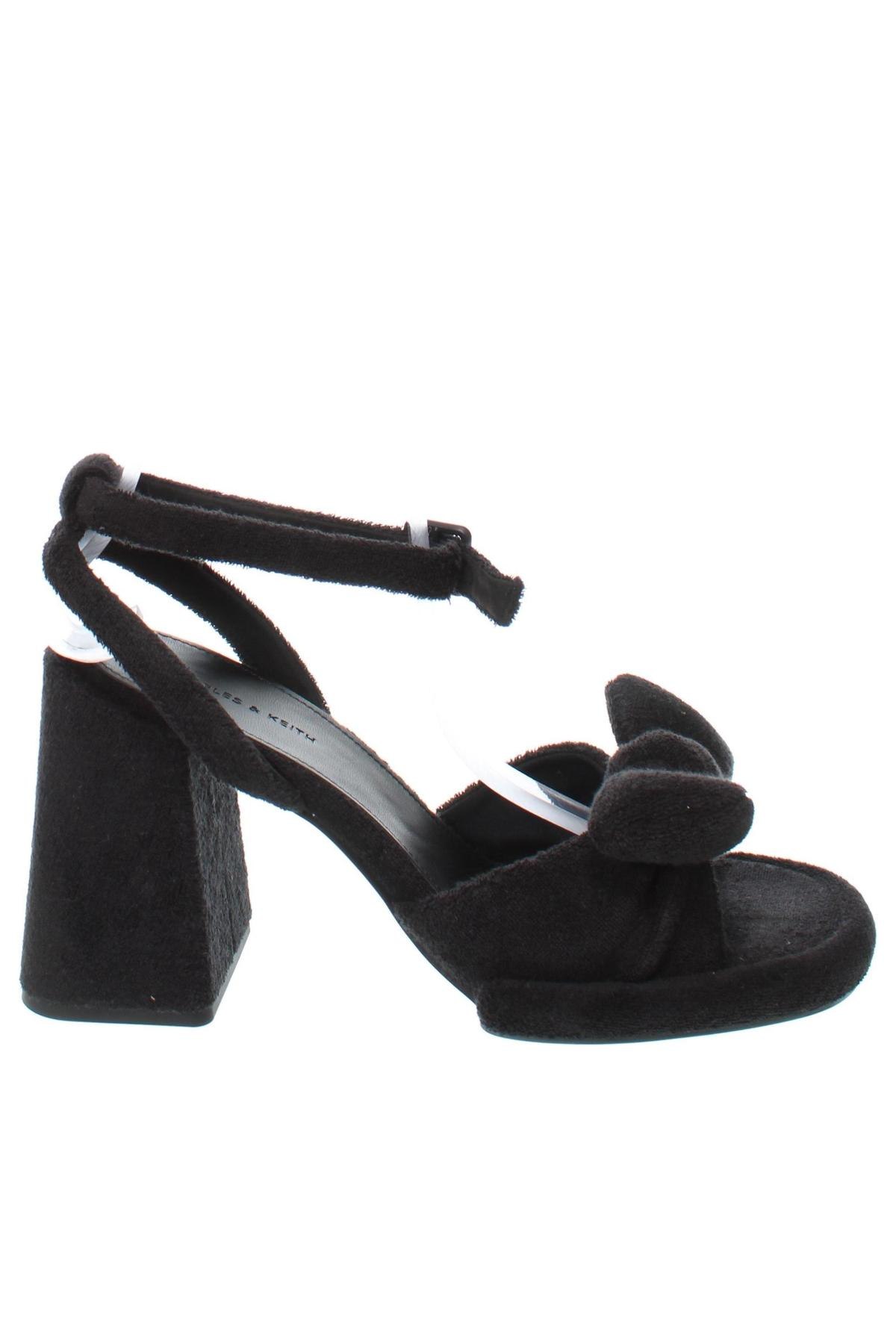 Sandale Charles & Keith, Mărime 40, Culoare Negru, Preț 160,24 Lei