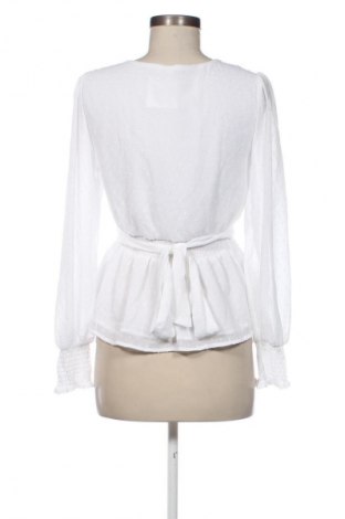 Damen Shirt Amisu, Größe M, Farbe Weiß, Preis € 5,99