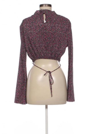 Dámská halenka Bershka, Velikost M, Barva Vícebarevné, Cena  309,00 Kč