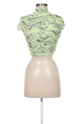 Damen Shirt Bershka, Größe S, Farbe Mehrfarbig, Preis 21,99 €