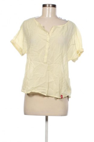 Γυναικεία μπλούζα Edc By Esprit, Μέγεθος S, Χρώμα Κίτρινο, Τιμή 17,99 €