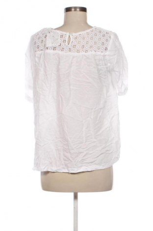 Damen Shirt Gina, Größe M, Farbe Weiß, Preis 13,99 €