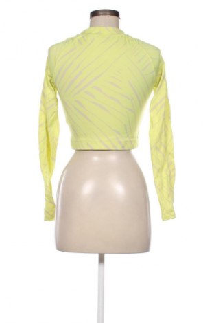 Дамска блуза H&M Sport, Размер M, Цвят Многоцветен, Цена 4,99 лв.