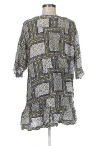 Дамска блуза Maxi Blue, Размер XXL, Цвят Многоцветен, Цена 19,99 лв.