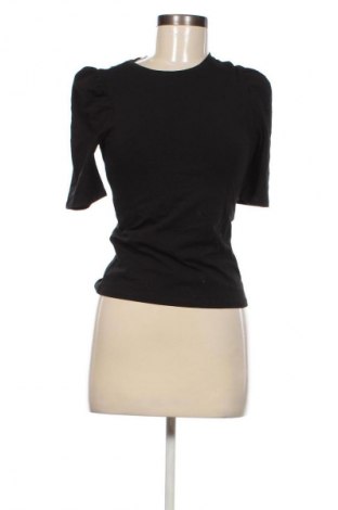 Bluză de femei ONLY, Mărime S, Culoare Negru, Preț 49,99 Lei