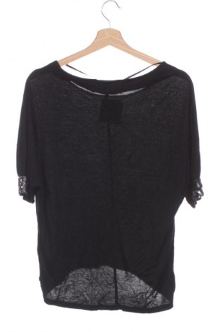 Női blúz ONLY, Méret XS, Szín Fekete, Ár 5 469 Ft