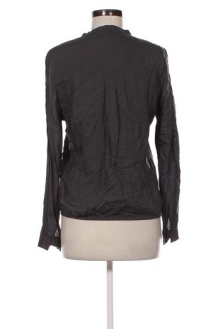 Damen Shirt Q/S by S.Oliver, Größe M, Farbe Grau, Preis € 23,99