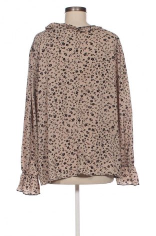 Damen Shirt SHEIN, Größe 3XL, Farbe Mehrfarbig, Preis 13,99 €