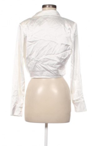Damen Shirt Stradivarius, Größe M, Farbe Weiß, Preis 13,99 €