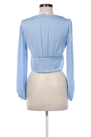 Damen Shirt Stradivarius, Größe M, Farbe Blau, Preis € 13,99