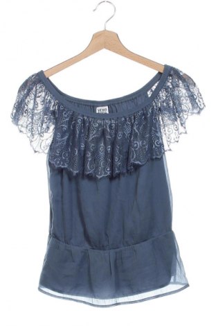 Дамска блуза Vero Moda, Размер XS, Цвят Син, Цена 20,99 лв.