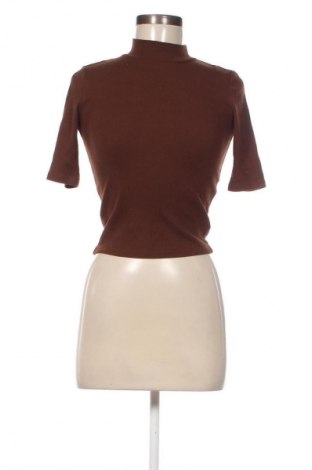 Дамска блуза Zara, Размер S, Цвят Кафяв, Цена 20,99 лв.