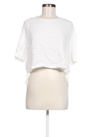 Дамска блуза Zara, Размер M, Цвят Бял, Цена 20,99 лв.