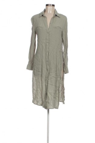 Cămașă de femei Unbranded, Mărime M, Culoare Verde, Preț 36,99 Lei